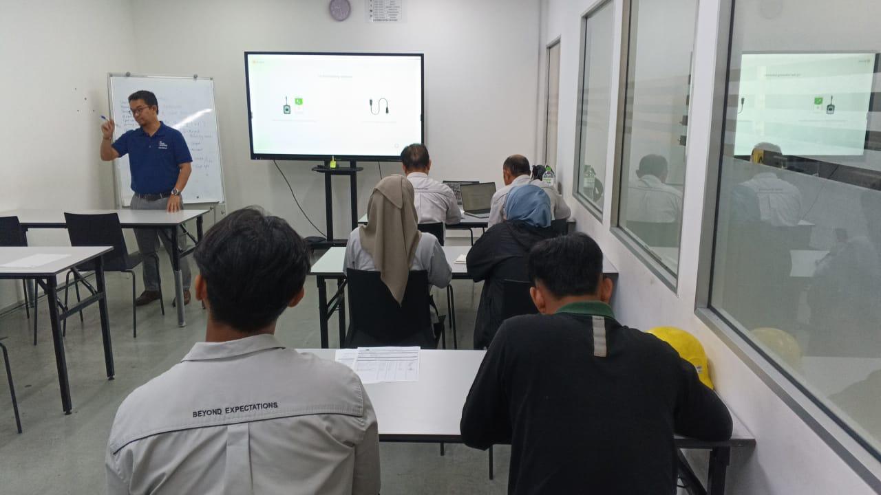 Classroom briefing during Pesaka Nuri Data Analysis and RCA consulting