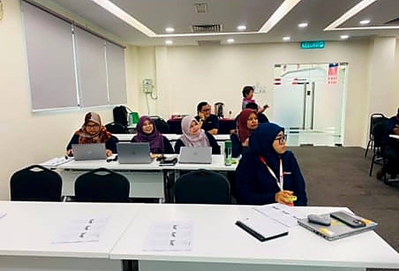 Participants during the 5S session at SD Guthrie Langat Refinery